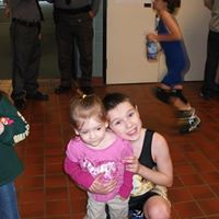 Vickie Larson Photo 32