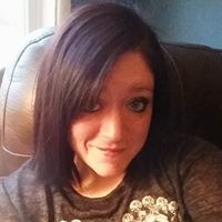 Danielle Farnsworth Photo 10