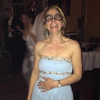 Catherine Welch Photo 34