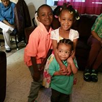 Sheila Travis Photo 17