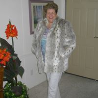 Jeannie Curtis Photo 17