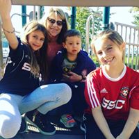 Sharon Matthews Photo 21