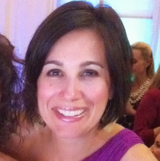 Kristen Weiss Photo 9