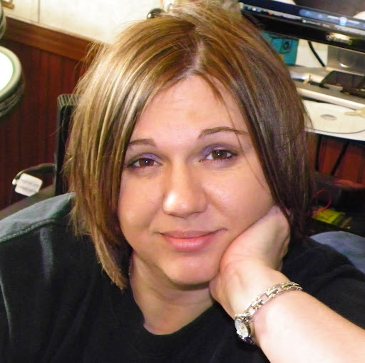 Lucinda Ward Photo 6