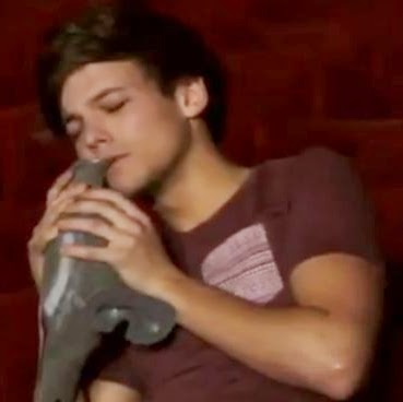 Kevin Tomlinson Photo 38