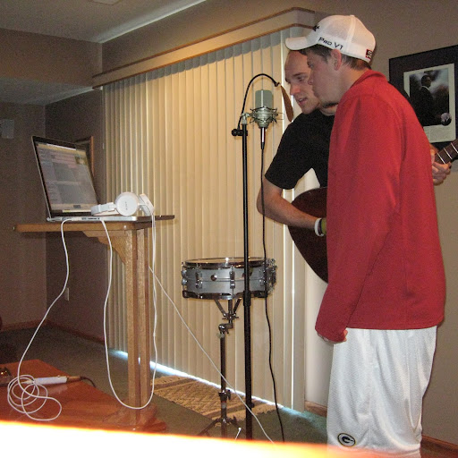 Erik Hendricks Photo 8