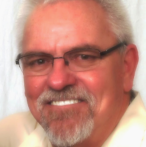 Tony Holcomb Photo 7