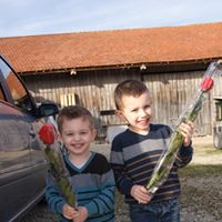 Stephanie Raby Photo 13