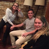 Taylor Strong Photo 16