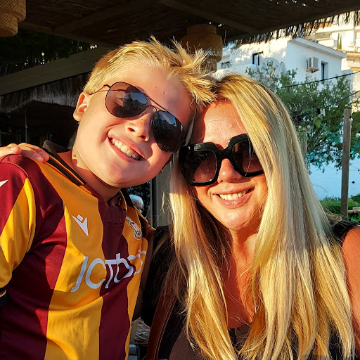 Lorraine Scott Photo 20