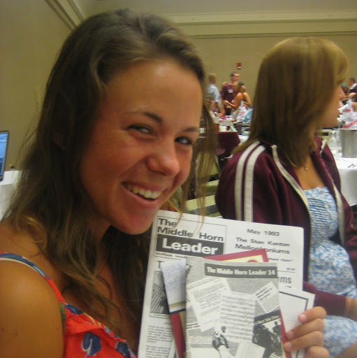 Kristen Lewis Photo 19