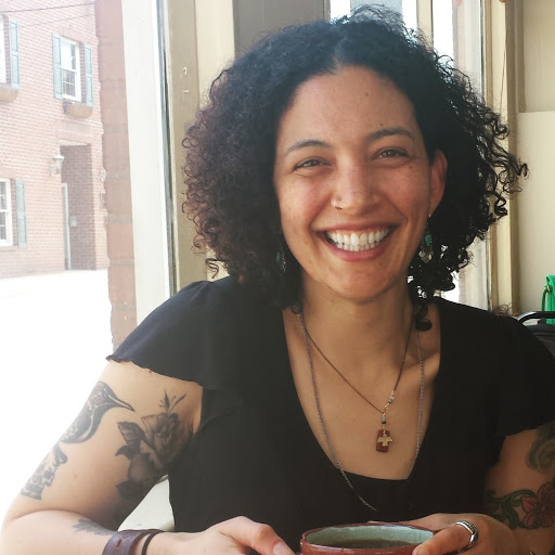 Renee Taylor Photo 15