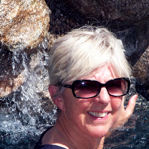 Donna Barker Photo 32