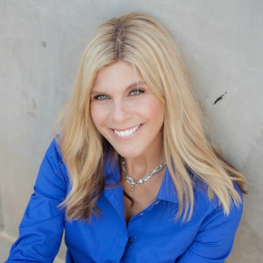 Debbie Morrison Photo 36