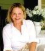 Elizabeth Lord Photo 1