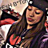 Jenny Lozano Photo 15