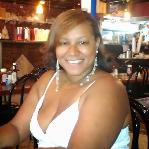 Diane Nichols Photo 20