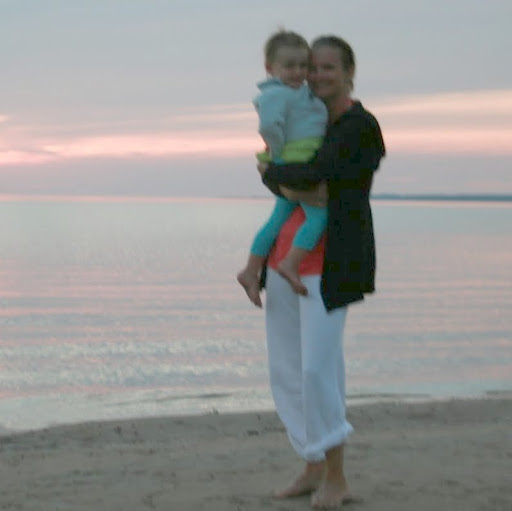 Allison Miller Photo 15