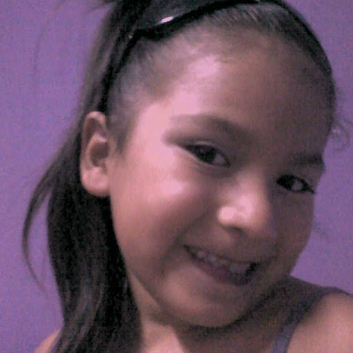 Lucia Valenzuela Photo 11