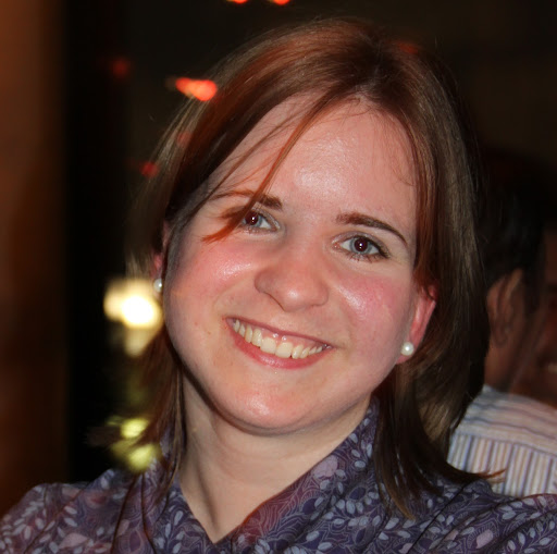 Julia Simon Photo 22