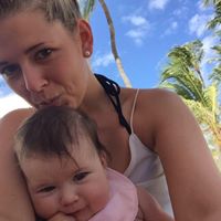 Julie Stange Photo 14