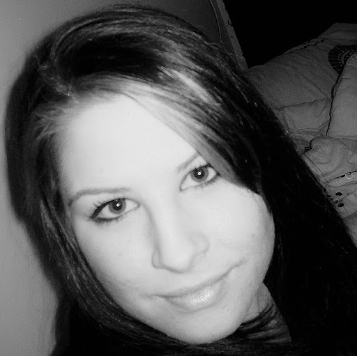 Leah Williams Photo 37 Leah Williams Photo 37