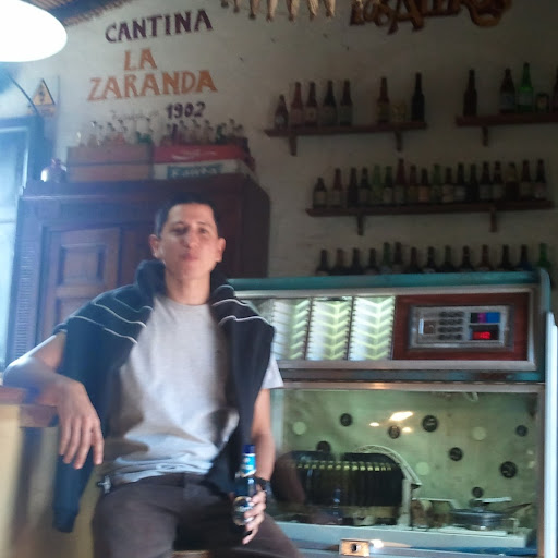 Angel Castellanos Photo 9