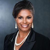 Carolyn Harding Photo 13