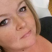 Kelly Browning Photo 37