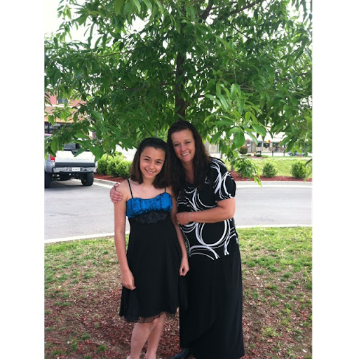 Staci Skinner Photo 9