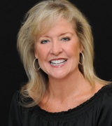 Pamela Thomas Photo 6