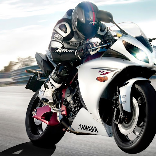 Julian Gonzales Photo 28