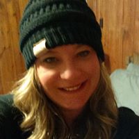 Danielle Devine Photo 20