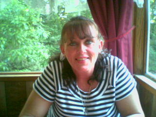 Michelle Henderson Photo 26