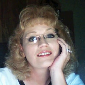Michelle Meeks Photo 33