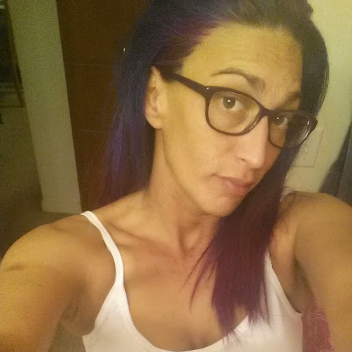 Maggie Bowen Photo 10