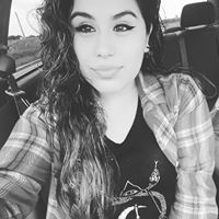 Jeanette Flores Photo 11