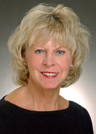 Eva Matthews Photo 12