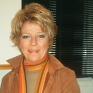 Katherine Dodd Photo 16
