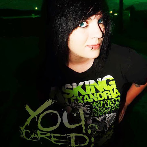 Lauren Welch Photo 27