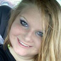 Renee Bennett Photo 14