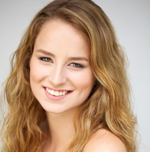 Katherine Montgomery Photo 25