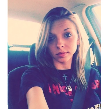 Emily Rhoades Photo 6