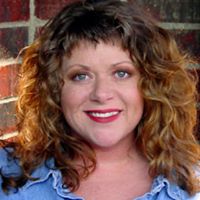 Shelly Wyatt Photo 8