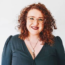 Molly Malone Photo 32