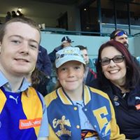 Sarah Messenger Photo 17