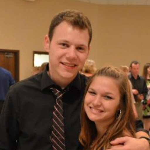 Laura Wagner Photo 43