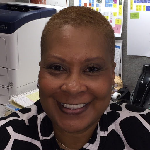 Barbara Phillips Photo 12