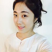Elizabeth Yang Photo 33