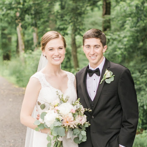 Julia Vaughn Photo 38